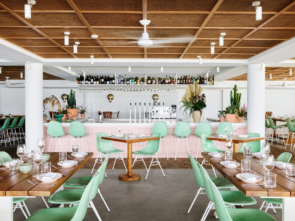 Burleigh Pavilion Pink and Mint Bar Design.